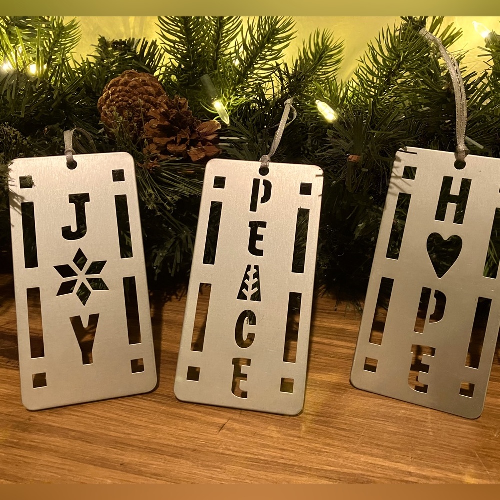 NWOT - 3 Scentsicles ornament holders - Joy, Hope, Peace